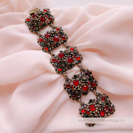 SWEET ROMANCE Браслет «Вечная любовь: гранатовое стекло»