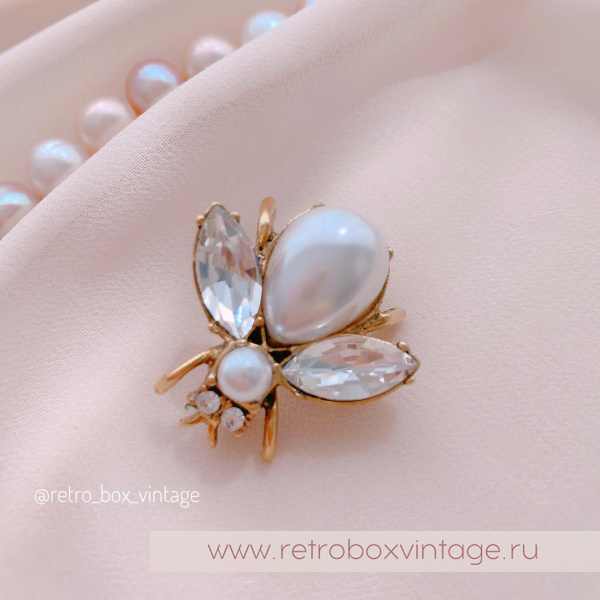 SWEET ROMANCE Трио брошей «Жемчужные пчелки в золоте» (3 шт)