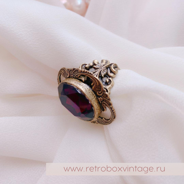 SWEET ROMANCE Кольцо «Одетта: фиолетовый аметист в бронзе» (уценка) SWEET ROMANCE Кольцо «Одетта: фиолетовый аметист в бронзе» (уценка)