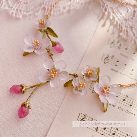 MICHAEL MICHAUD Колье "Нежная весна: цветы персика" крупные цветы