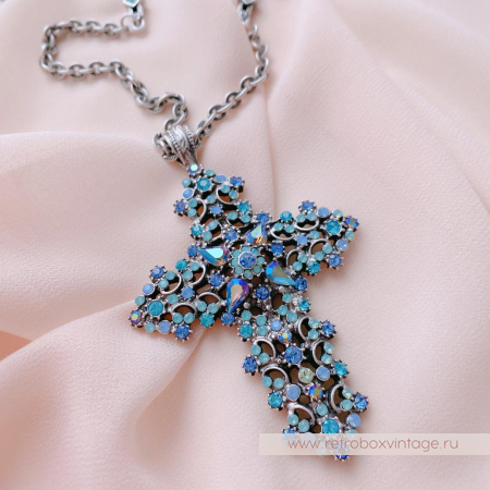 SWEET ROMANCE Кулон на цепочке «Голубой крест»