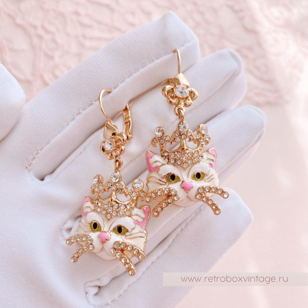 RITZY COUTURE Серьги «Белая королева кошек: золото» RITZY COUTURE Серьги «Белая королева кошек: золото»