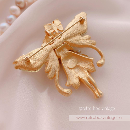 KIRKS FOLLY Брошь-кулон «Фея примулы с золотистыми крылышками»