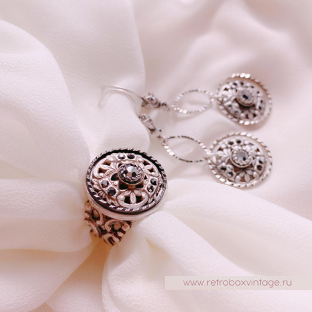 SWEET ROMANCE Комплект «Медальон»