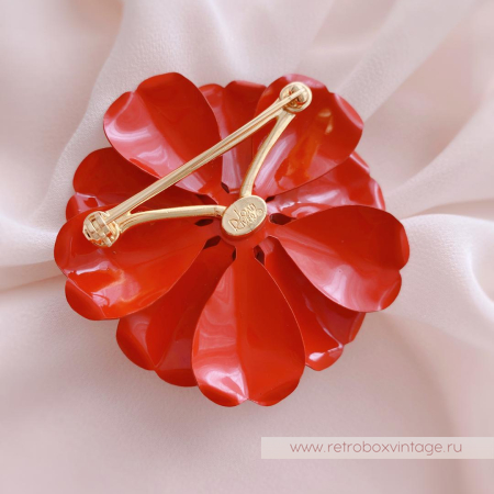 JOAN RIVERS Брошь «Красный цветок в горошек»