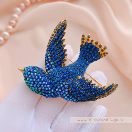 JOAN RIVERS Брошь «Синяя птица в полете»