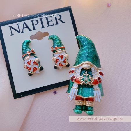 NAPIER Брошь и серьги «Зеленые гномы»