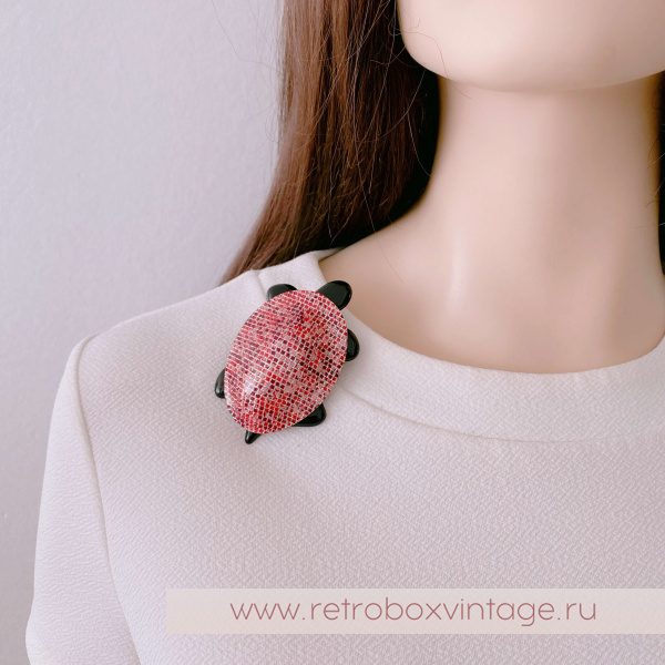 LEA STEIN Брошь «Черепаха: розово-пурпурная мозаика»