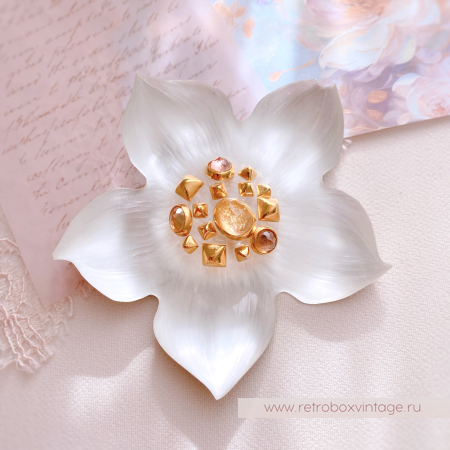 ALEXIS BITTAR Брошь "Цветок белого жасмина"