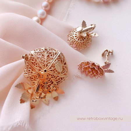 VENDOME Брошь и клипсы «Розовые ажурные хризантемы»