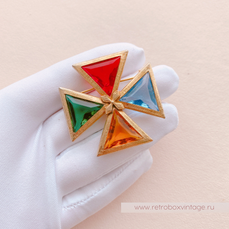 NO NAME Брошь-кулон «Тайны алхимии: кристальный цветной мальтийский крест»