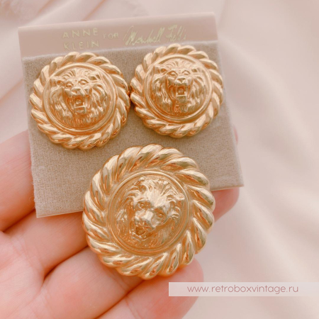 ANNE KLEIN Клип и серьги «Золотые львы: курглые со жгутиками» ANNE KLEIN Клип и серьги «Золотые львы: курглые со жгутиками»