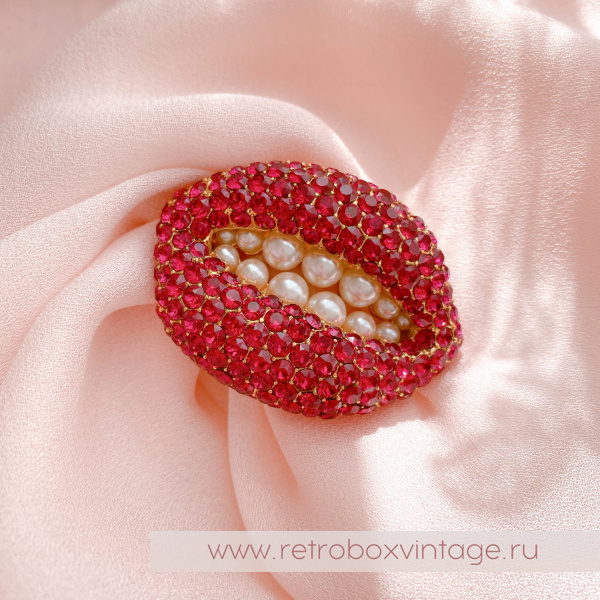 SALVADOR DALI JoiES Брошь-кулон "Рубиновые губы" Музейная коллекция (в бархатном боксе)