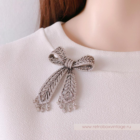 SWEET ROMANCE Брошь «Маркиза: кристальный бант севинье»