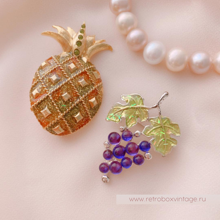 Брошь «Молодой виноград» NO NAME 