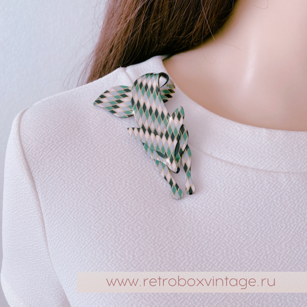 LEA STEIN Брошь «Лиса арлекин: хвойный лес» черные глазки