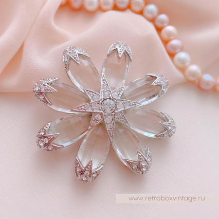 JOAN RIVERS Брошь «Хрустальная звезда»