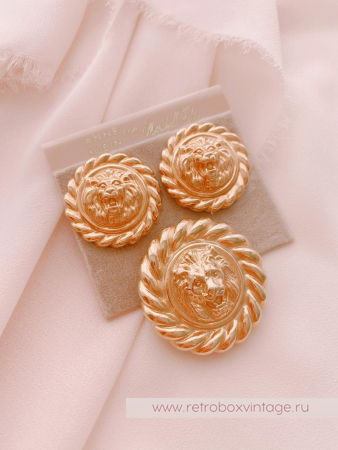 ANNE KLEIN Клип и серьги «Золотые львы: курглые со жгутиками»