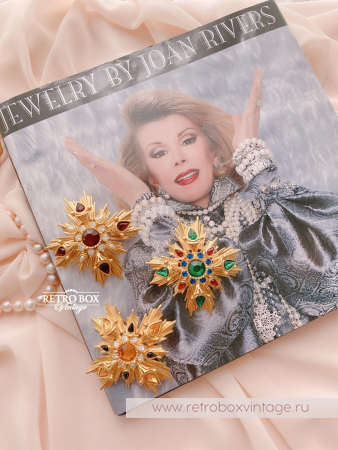 JOAN RIVERS Брошь «Мальтийский крест с медовым кристаллом»