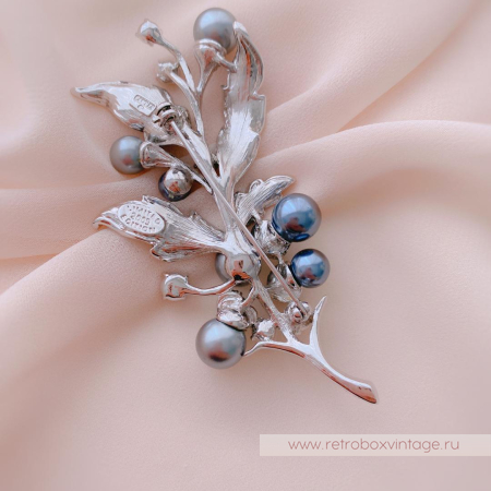 CAROLEE Брошь «Серебристая веточка» CAROLEE Брошь «Серебристая веточка»