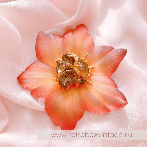 ALEXIS BITTAR Брошь «Пламенный цветок» кристальная сердцевина