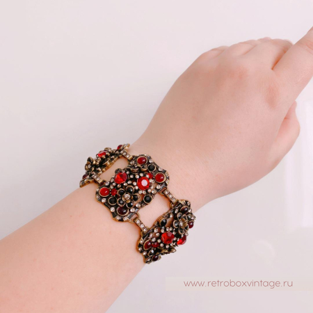 SWEET ROMANCE Браслет «Вечная любовь: гранатовое стекло»