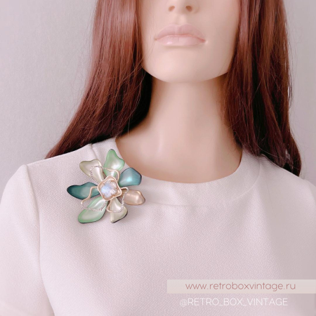 ALEXIS BITTAR Брошь «Цветик-семицветик с лунным камнем»