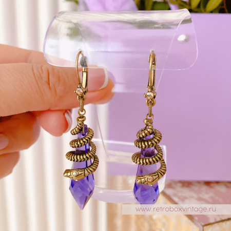 SWEET ROMANCE Серьги "Змейка и магический кристалл: аметист в бронзе" (с нюансом)