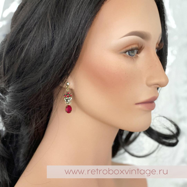 SWEET ROMANCE Серьги «Вечная любовь: гранатовое стекло» SWEET ROMANCE Серьги «Вечная любовь: гранатовое стекло»