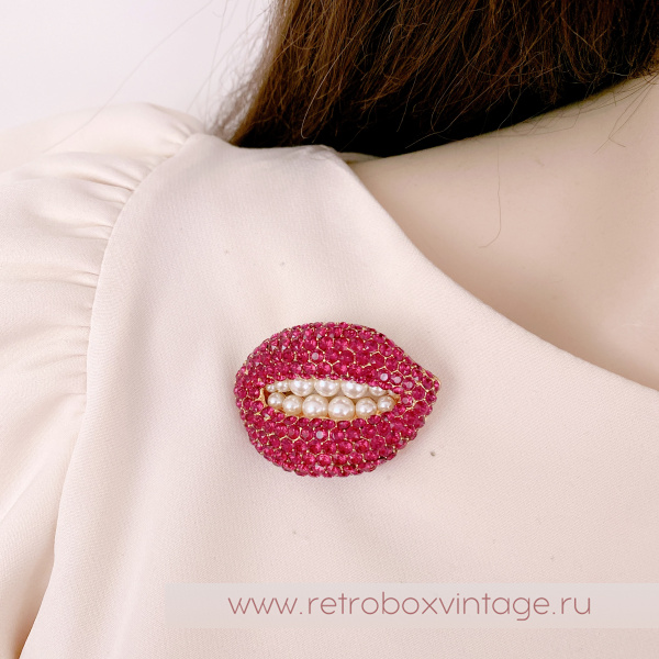 SALVADOR DALI JoiES Брошь-кулон "Рубиновые губы" Музейная коллекция (в бархатном боксе)