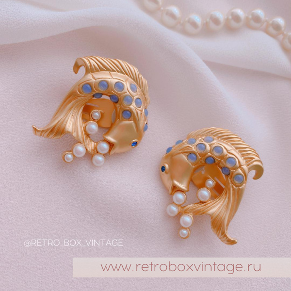 AVON / ELIZABETH TAYLOR Клипсы «Золотые рыбки: коллекция мерцающего моря»