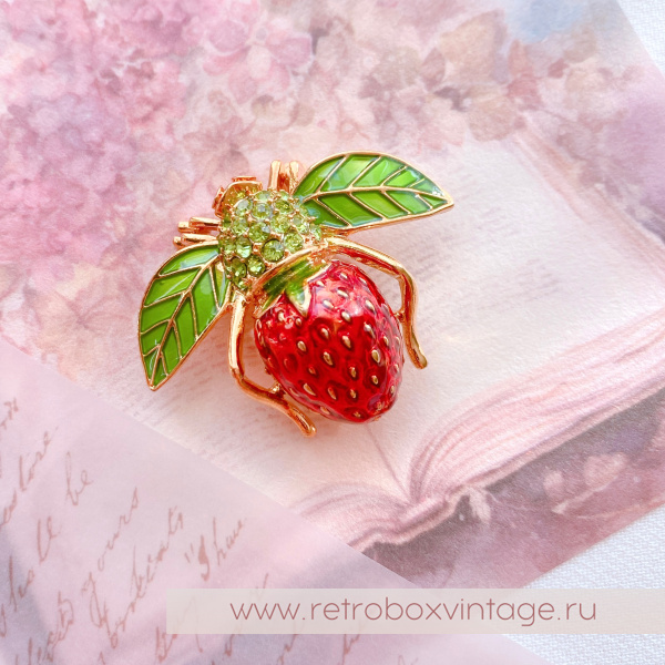 JOAN RIVERS Брошь "Пчелка Земляника"