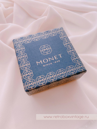 MONET Брошь «Золотое перо»