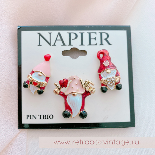 NAPIER Трио брошей-пин «Гномики с сердечками»