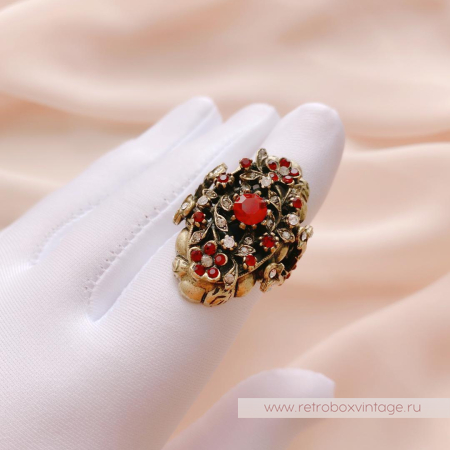 SWEET ROMANCE Кольцо «Вечная любовь: гранатовое стекло»