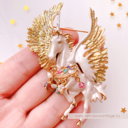 KIRKS FOLLY Брошь "Белый единорог с золотыми крыльями"