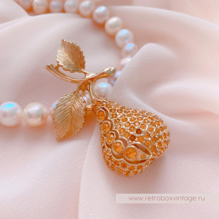 NAPIER Брошь «Золотистая груша»