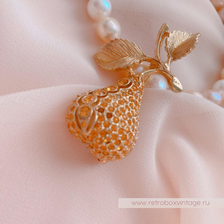 NAPIER Брошь «Золотистая груша»