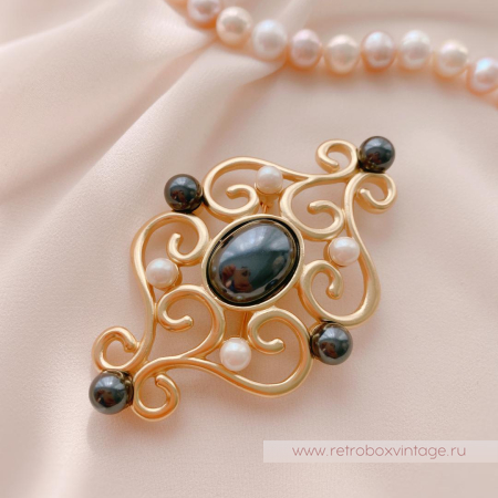 MONET Брошь «Черная жемчужина Византии» MONET Брошь «Черная жемчужина Византии»