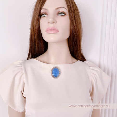 WHITING AND DAVIS Брошь «Голубая камея»