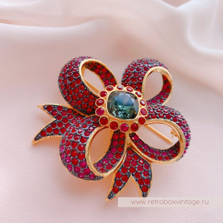 JOAN RIVERS Брошь «Бант-клевер» joan rivers