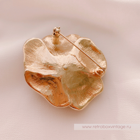 MONET Брошь «Красный коралловый мак»