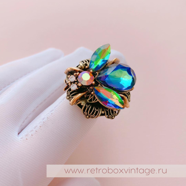 SWEET ROMANCE Кольцо «Радужная пчелка»