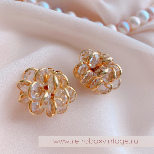 SWAROVSKI Клипсы с безелями «Кубышки»