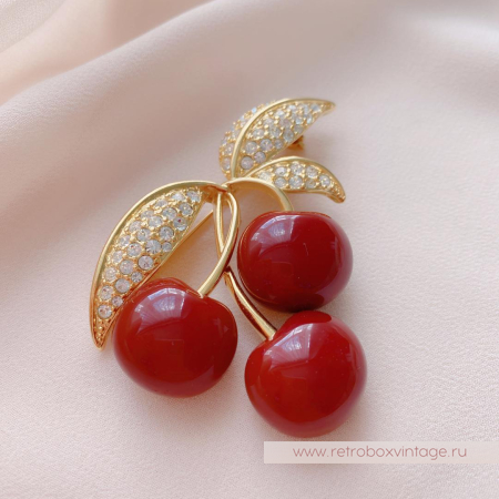 JOAN RIVERS Комплект «Спелые вишни»