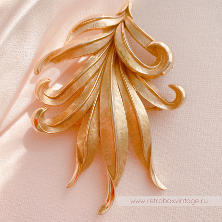 TRIFARI Брошь «Перо мифического феникса»