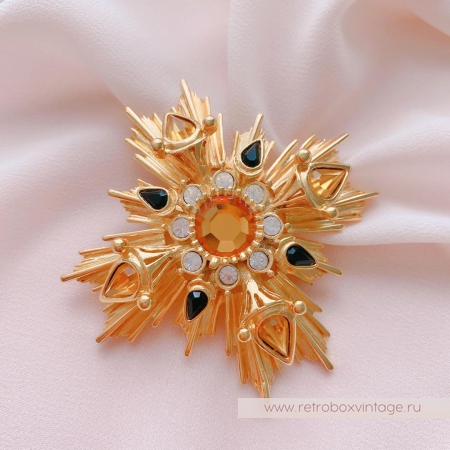 JOAN RIVERS Брошь «Мальтийский крест с медовым кристаллом»