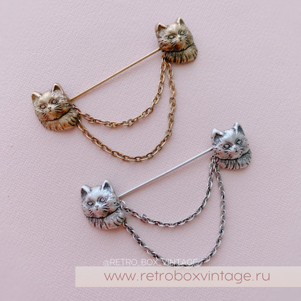 SWEET ROMANCE Брошь-стик "Два котенка: серебро" с цепочками-шатлен