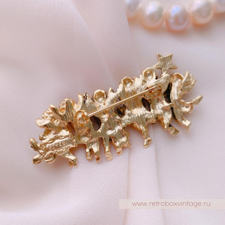 EDGAR BEREBI Брошь «Ангелы любви: античное золото»