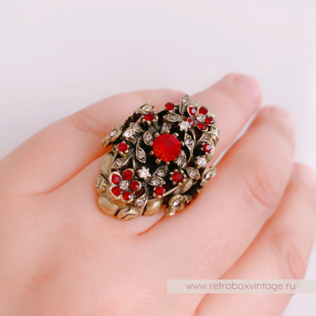 SWEET ROMANCE Кольцо «Вечная любовь: гранатовое стекло»